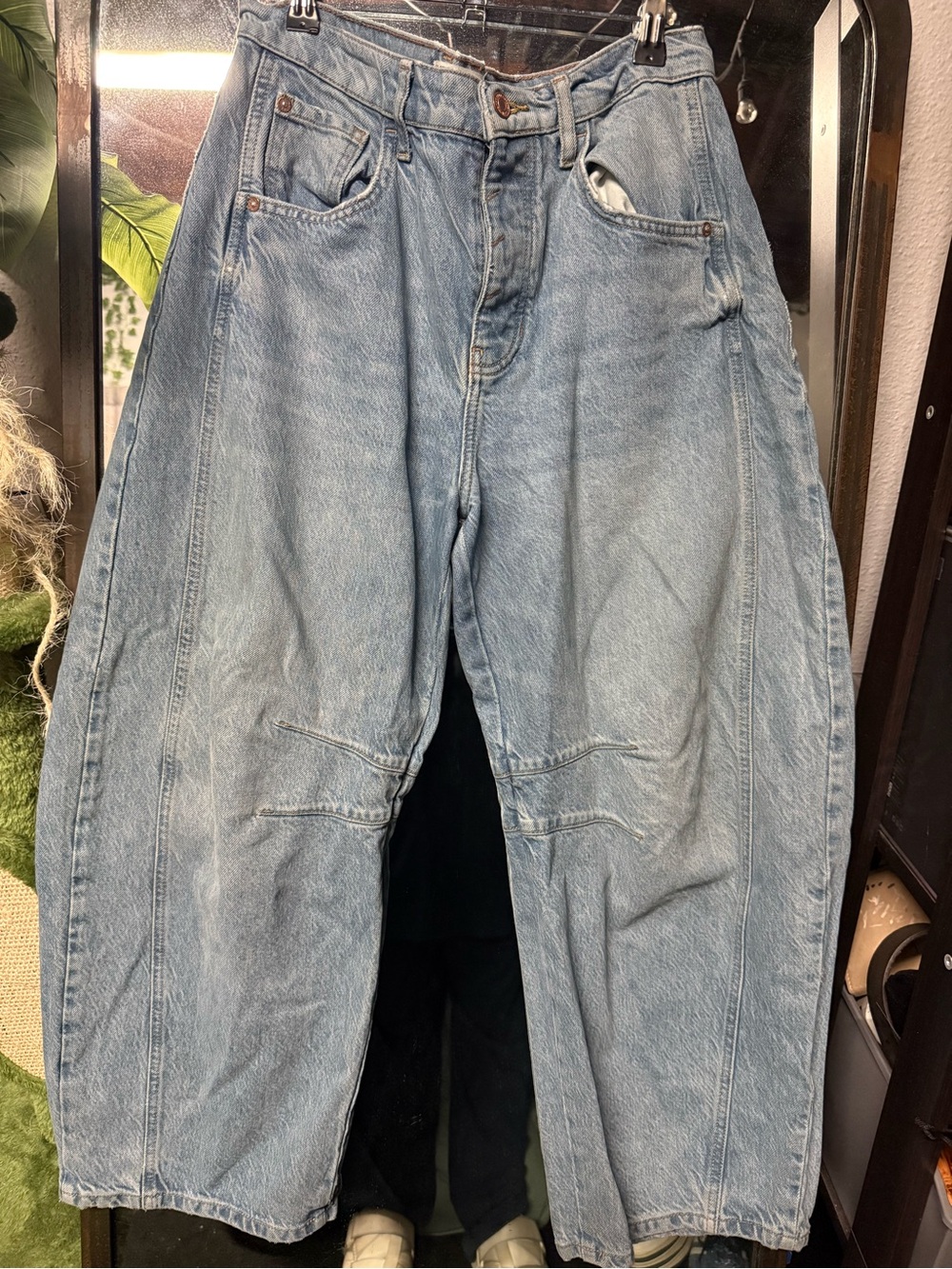 Free people barrel jeans in light blue